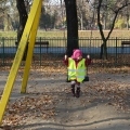 spacer w parku GR.I015